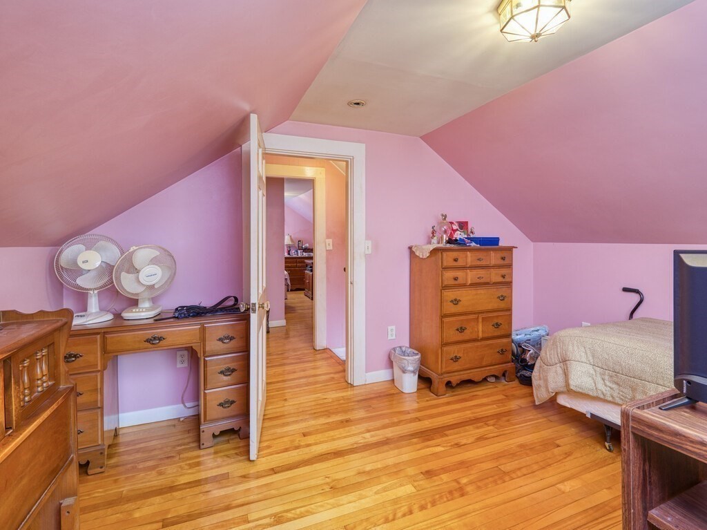 37 Clara Barton Road Oxford, MA 01537 - Photo 17 of 35 Gallery Image 17