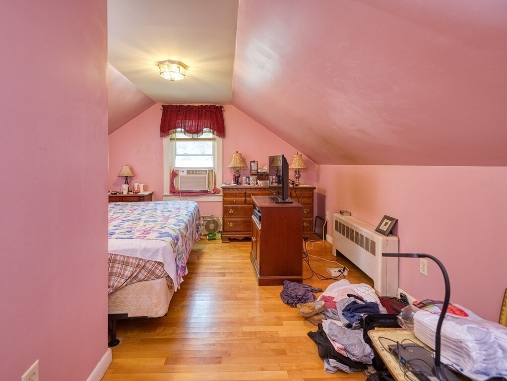 37 Clara Barton Road Oxford, MA 01537 - Photo 19 of 35 Gallery Image 19