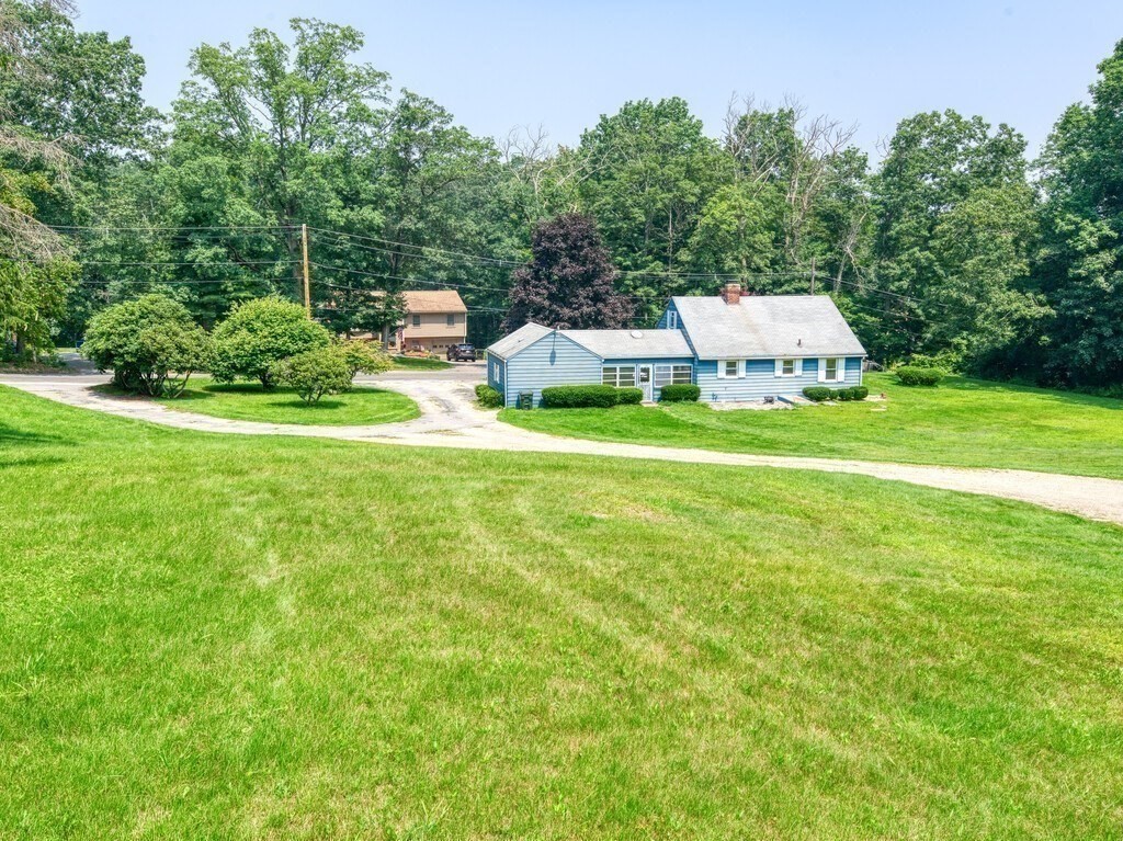 37 Clara Barton Road Oxford, MA 01537 - Photo 31 of 35 Gallery Image 31