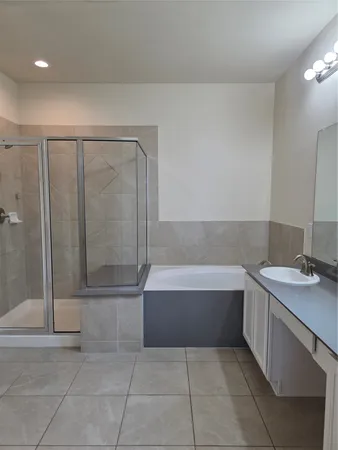 $2,100 | 24722 Lake Basin Court, Katy, TX 77493