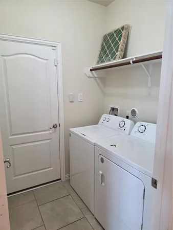 $2,100 | 24722 Lake Basin Court, Katy, TX 77493