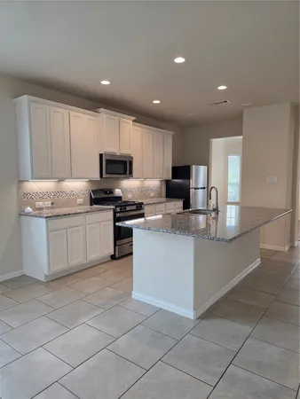 $2,100 | 24722 Lake Basin Court, Katy, TX 77493