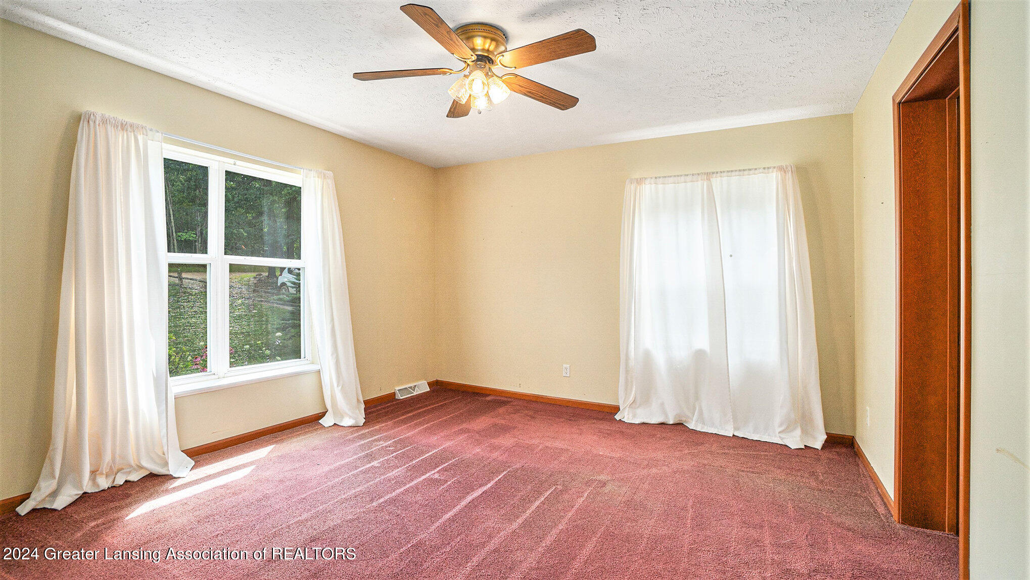 5501 East Haskell Lake Road Harrison, MI 48625 - Photo 13 of 34 012_nextdoorphotos_25