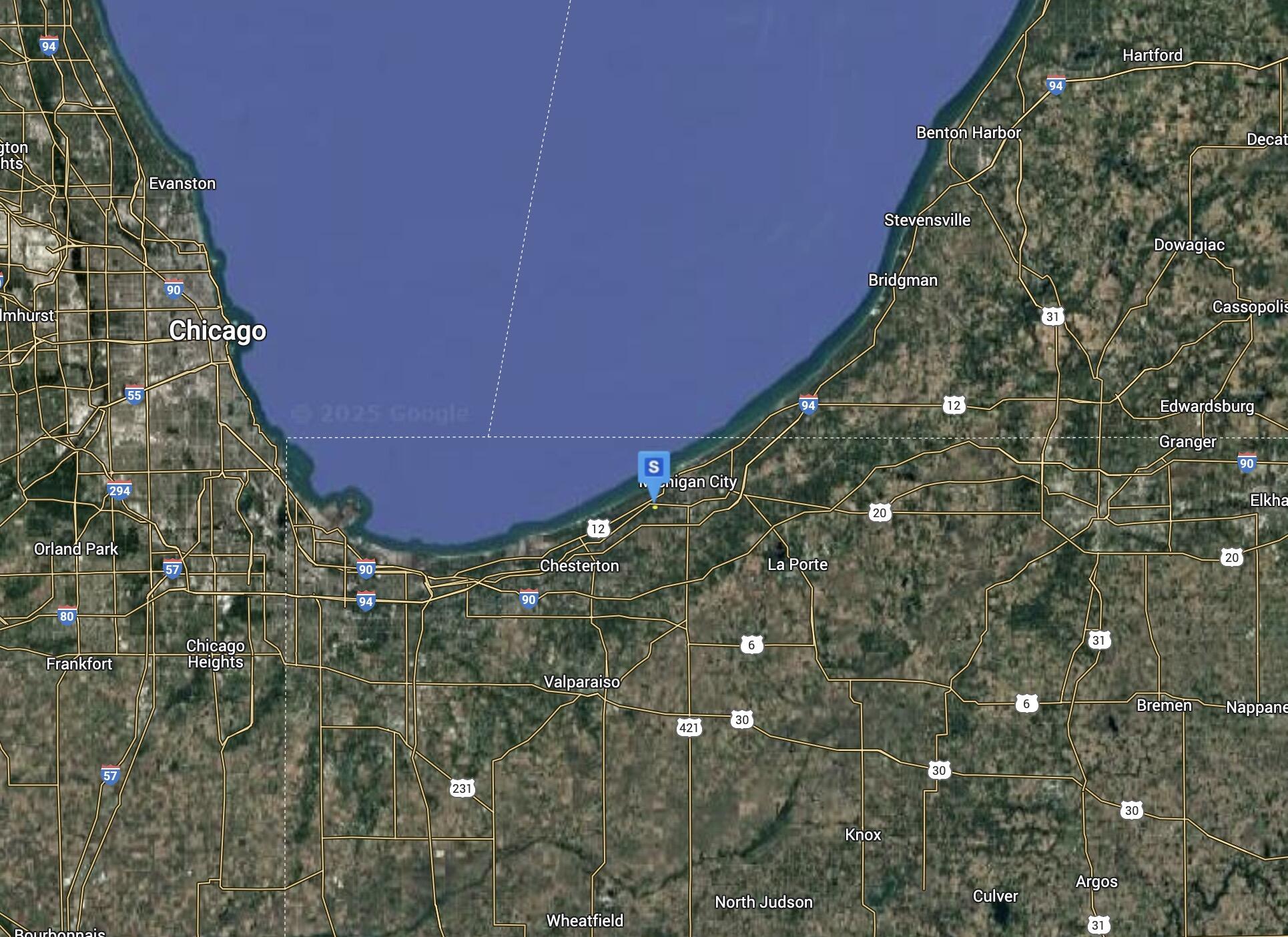 1685 Ardendale Road Michigan City, IN 46360 - Photo 4 of 4 a backyard of a house