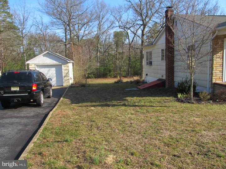 601 Freehold Road Jackson, NJ 08527 - Photo 4 of 24