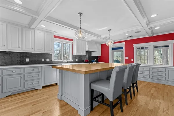 $1,250,000 | 585 Careswell Street, Marshfield, MA 02050