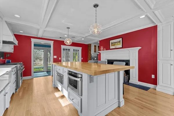 $1,250,000 | 585 Careswell Street, Marshfield, MA 02050