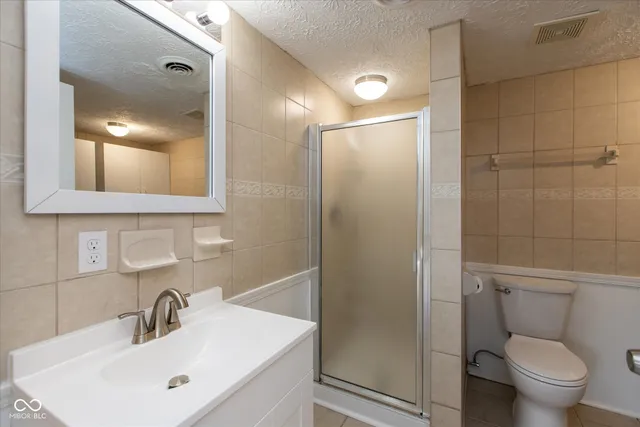 $235,000 | 4448 Aristocrat Circle, Indianapolis, IN 46235