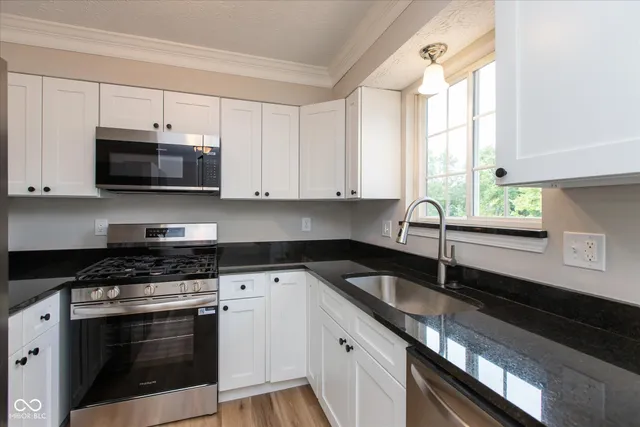 $235,000 | 4448 Aristocrat Circle, Indianapolis, IN 46235