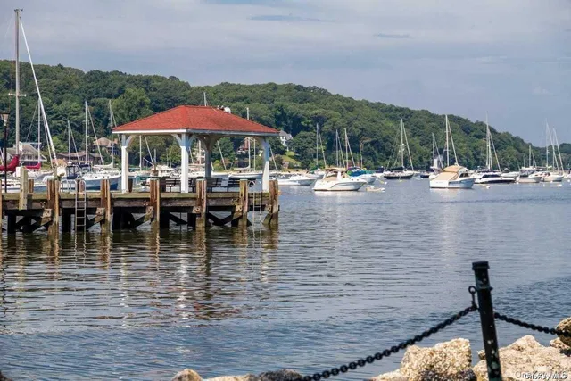 $3,675 | 76 Bayview Avenue, Unit A, Northport, NY 11768