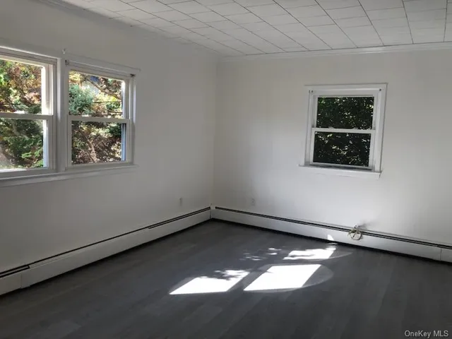 a view of entryway front of house