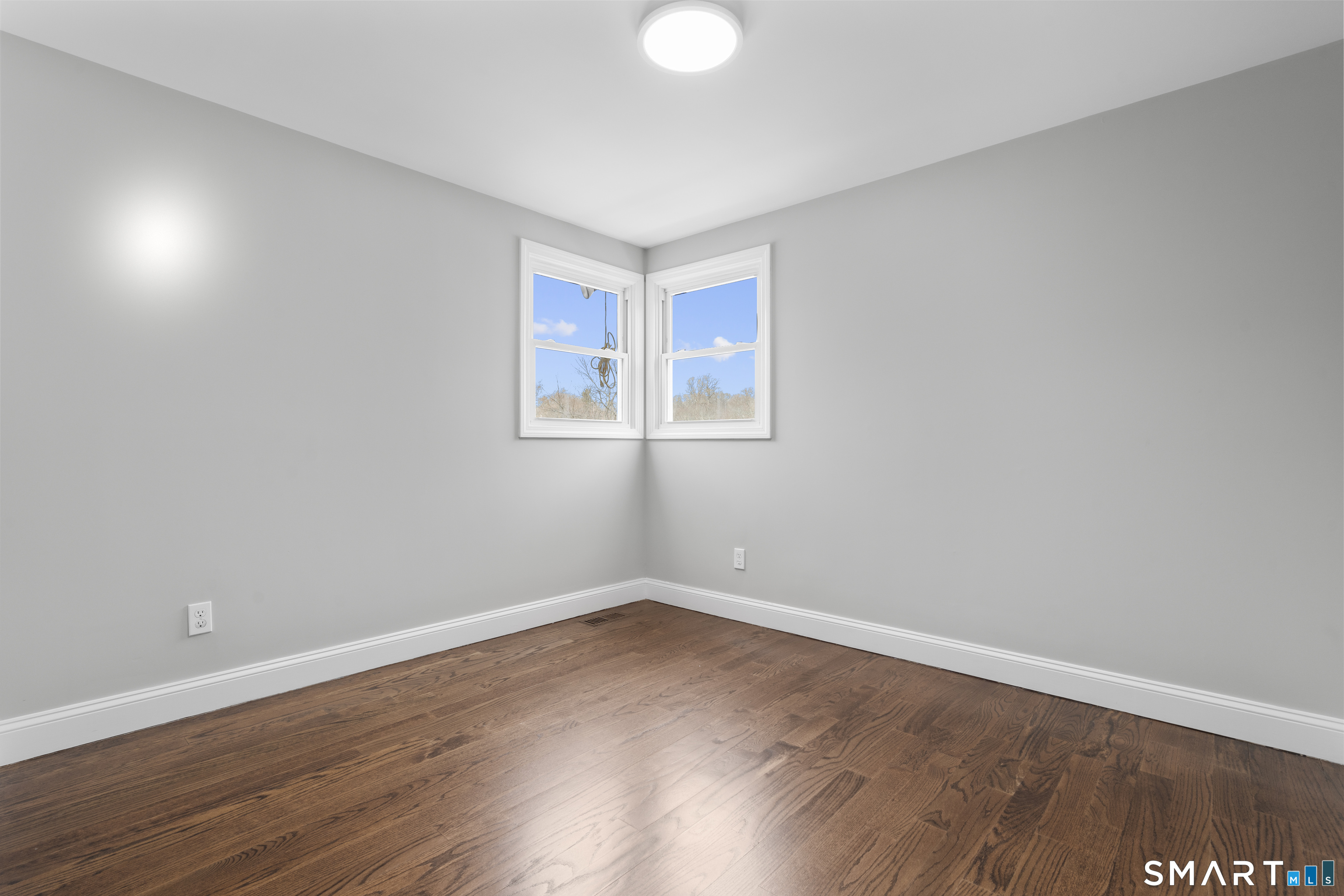 755 Old Town Road Bridgeport, CT 06606 - Photo 16 of 35