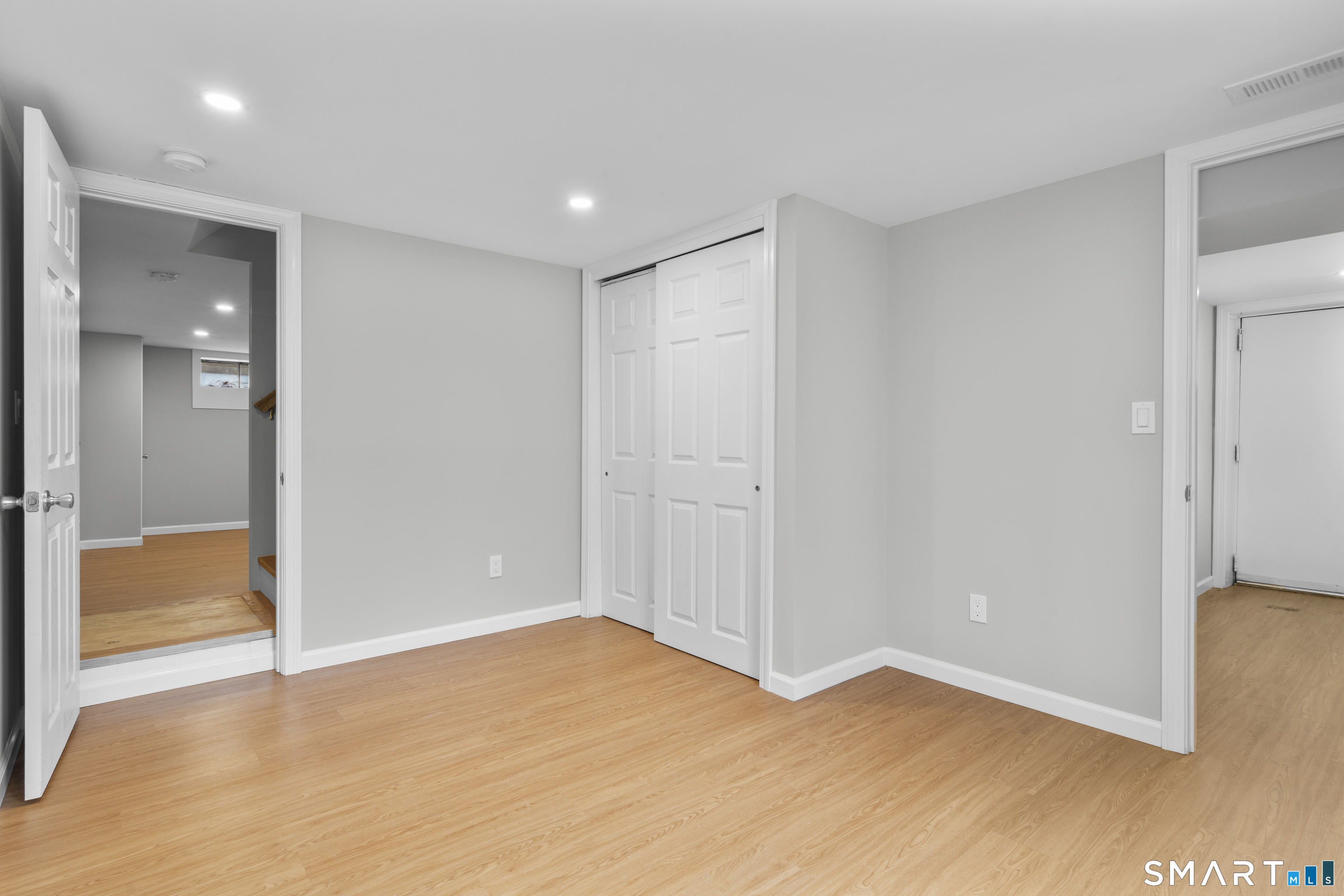 755 Old Town Road Bridgeport, CT 06606 - Photo 26 of 35