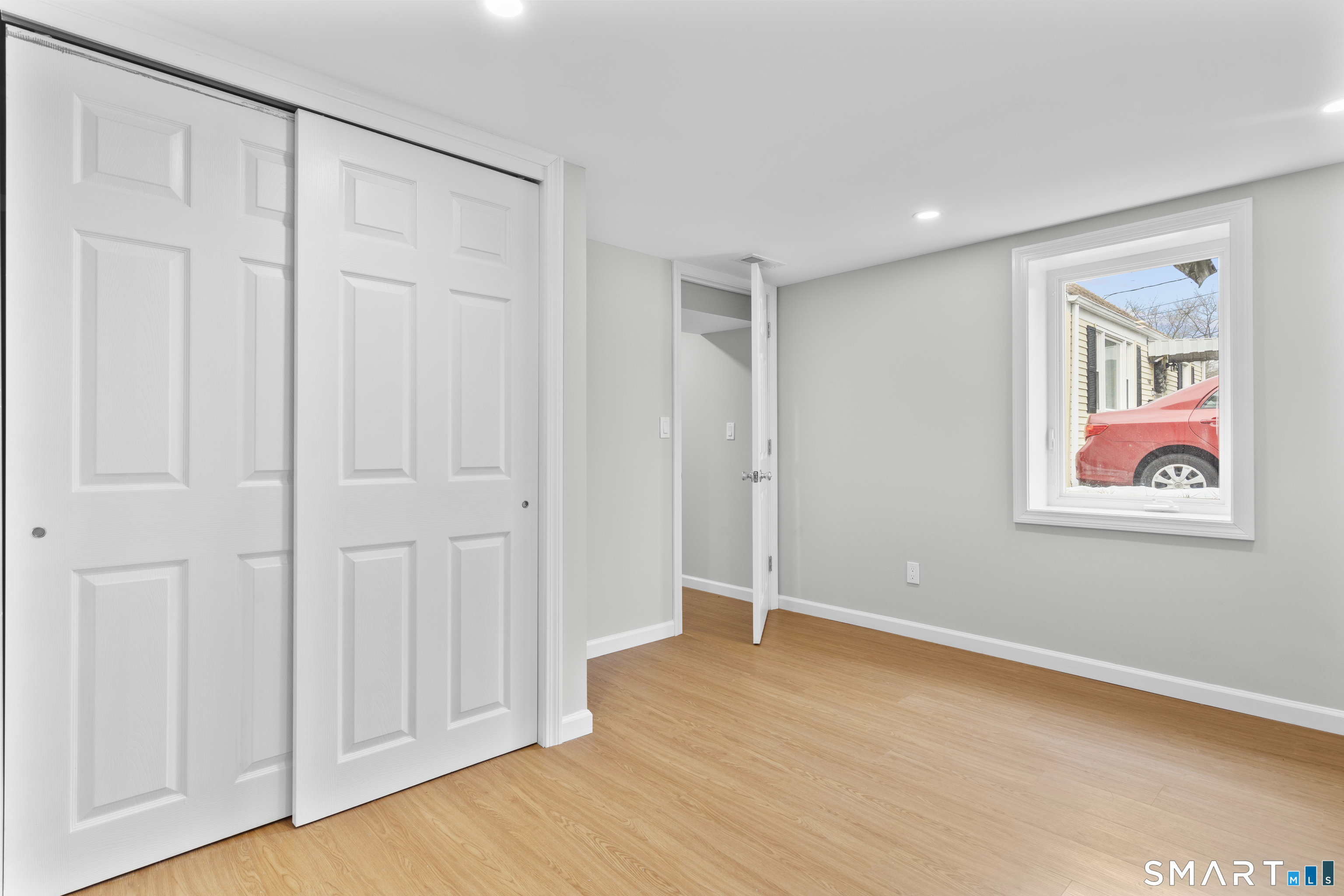 755 Old Town Road Bridgeport, CT 06606 - Photo 27 of 35