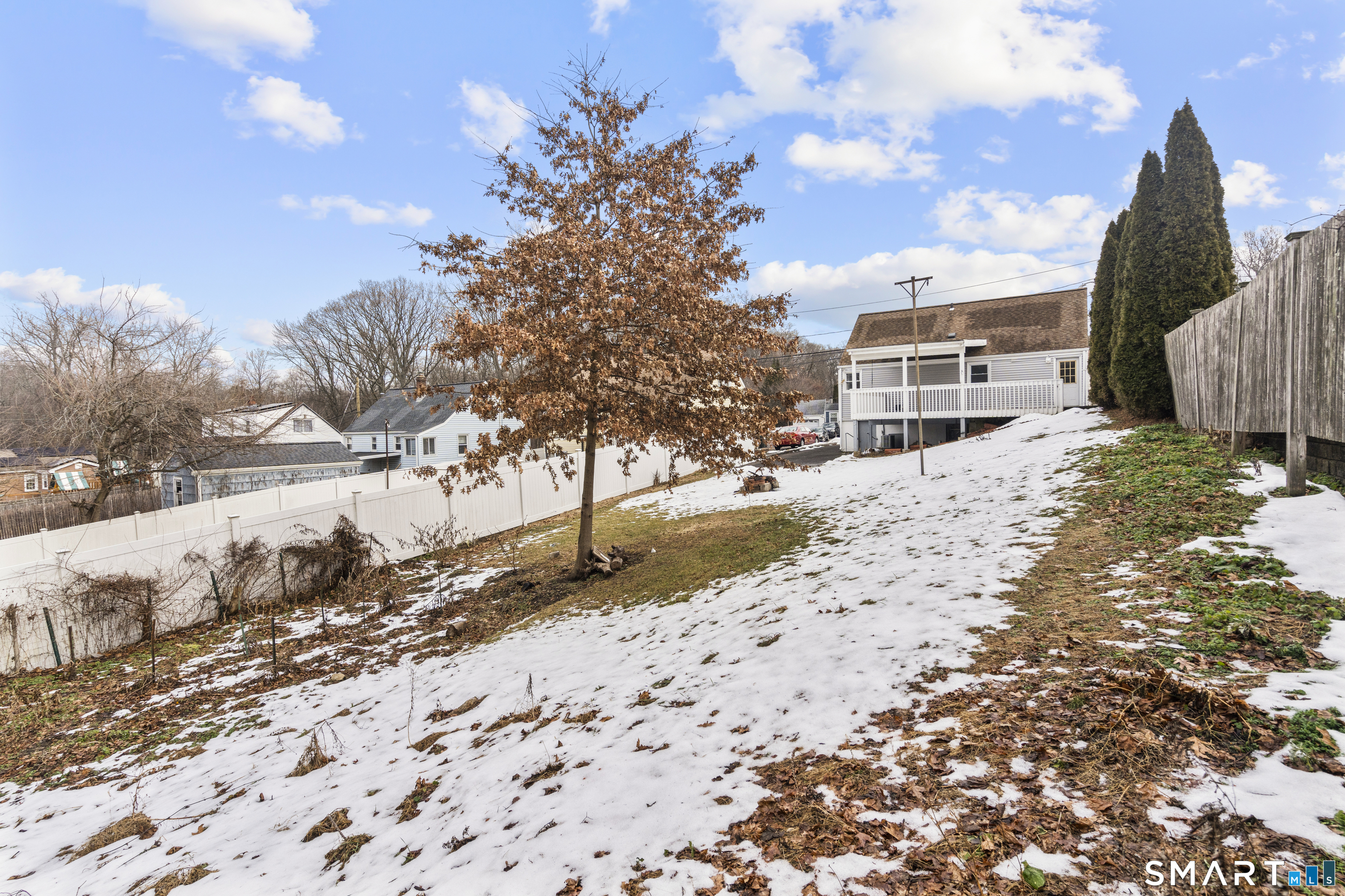 755 Old Town Road Bridgeport, CT 06606 - Photo 7 of 35