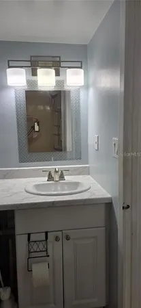 a view of entryway and workspace