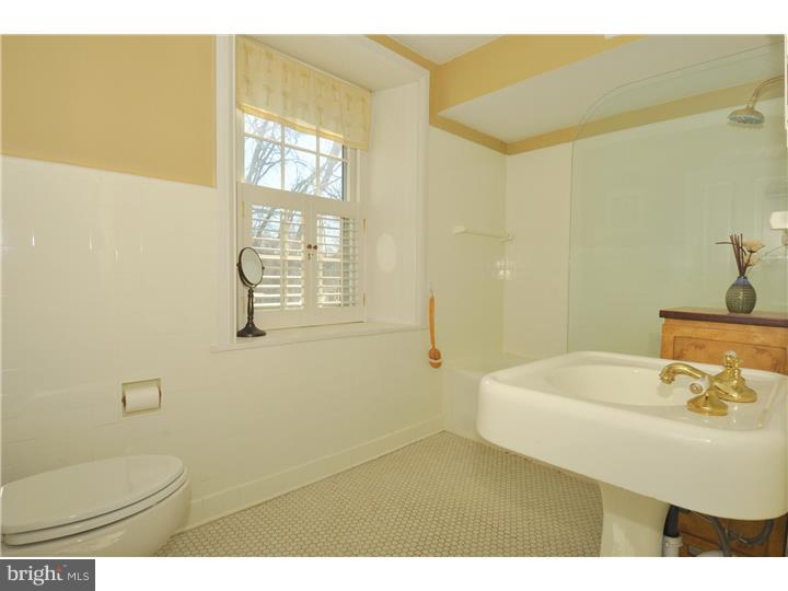 300 Chase Road, Unit C Wayne, PA 19087 - Photo 16 of 17 Gallery Image 16