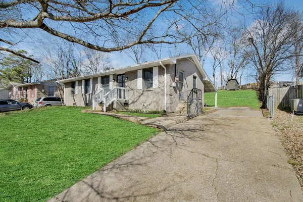 $2,300 | 238 Townes Drive, Nashville, TN 37211