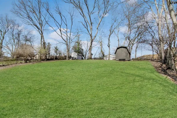 $2,300 | 238 Townes Drive, Nashville, TN 37211