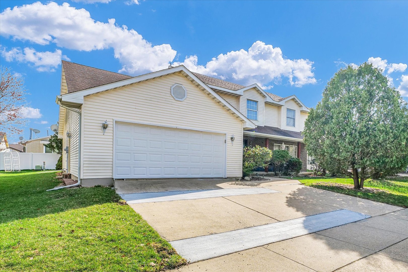 1807 Ridge Park Road Urbana, IL 61802 - Photo 1 of 49 Gallery Image 1