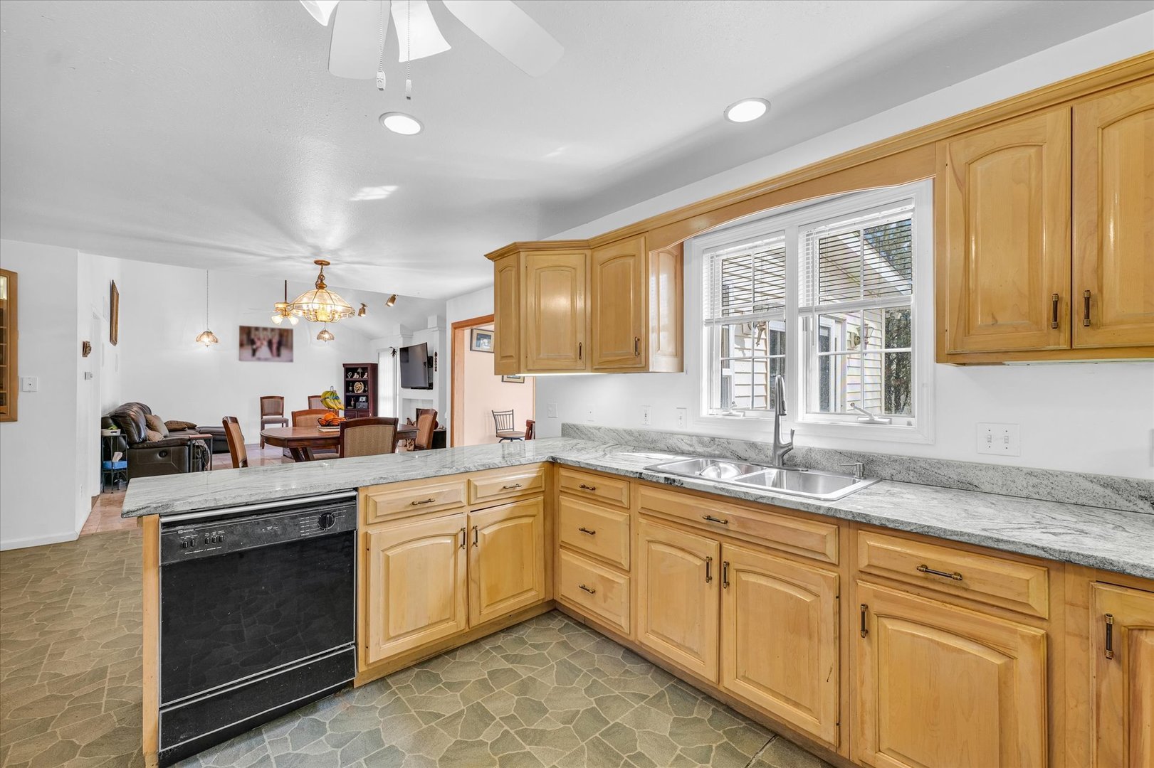 1807 Ridge Park Road Urbana, IL 61802 - Photo 13 of 49 Gallery Image 13