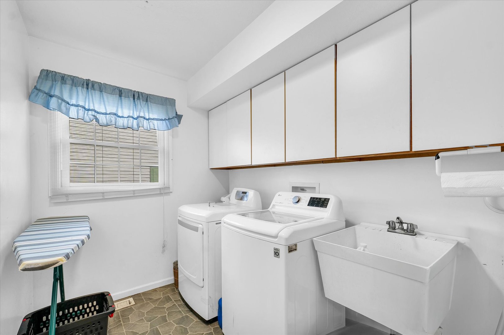 1807 Ridge Park Road Urbana, IL 61802 - Photo 27 of 49 Gallery Image 27