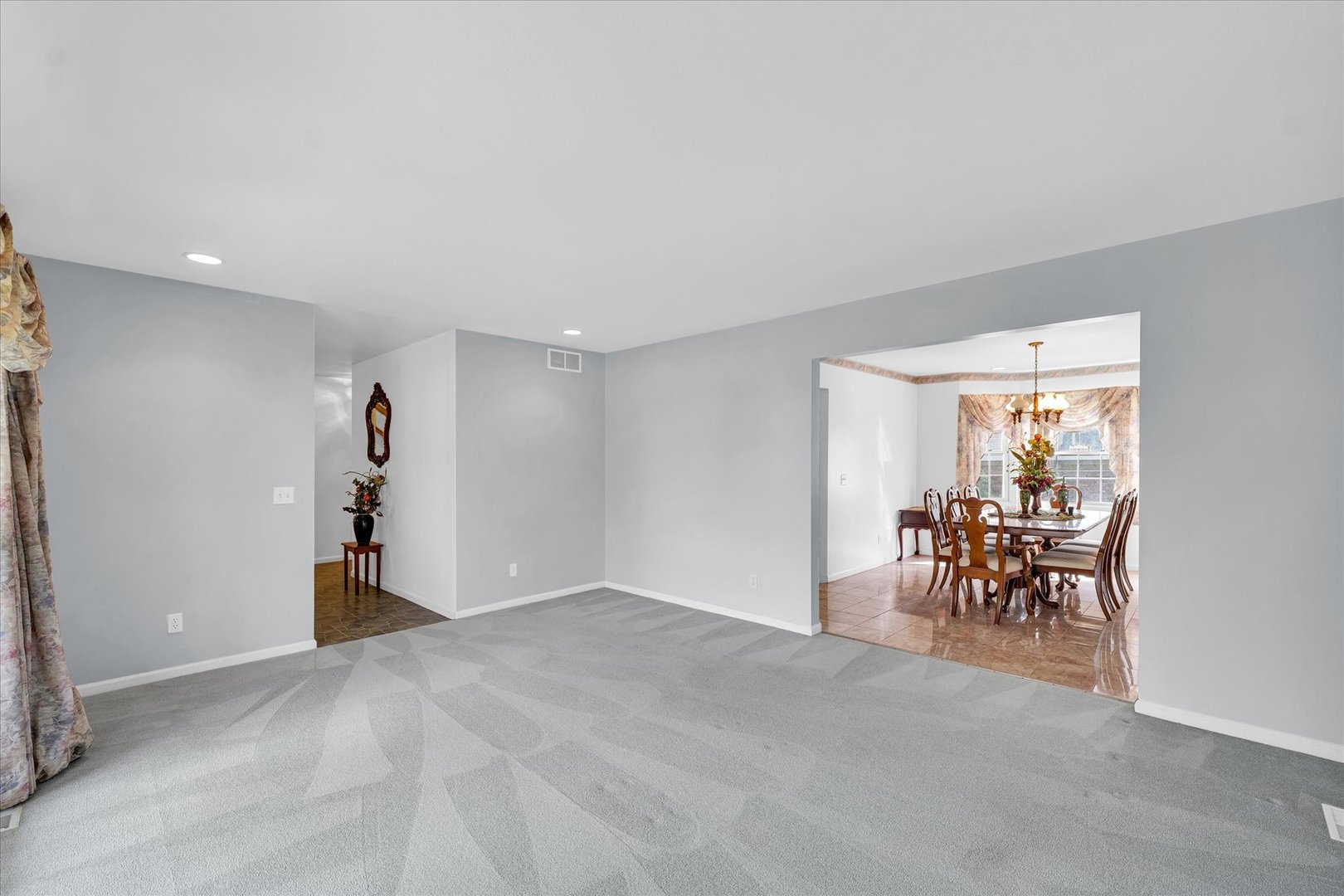 1807 Ridge Park Road Urbana, IL 61802 - Photo 9 of 49 Gallery Image 9