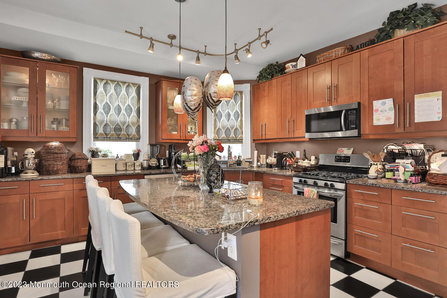 30-32 Chestnut Street Red Bank, NJ 07701 - Photo 14 of 40 30 Chestnut St Red Bank NJ-large-025-033