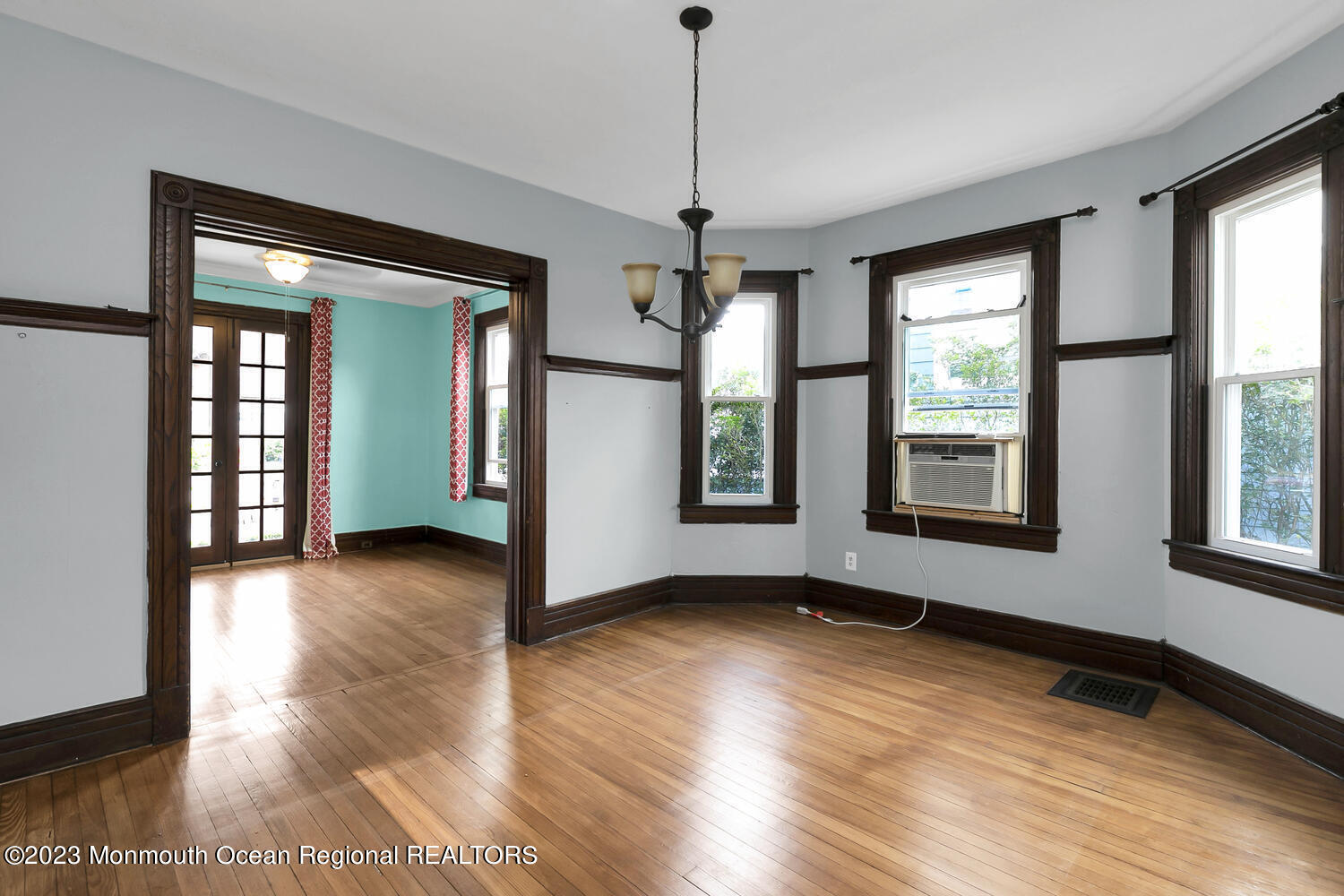 30-32 Chestnut Street Red Bank, NJ 07701 - Photo 25 of 40 30 Chestnut St Red Bank NJ-large-008-003