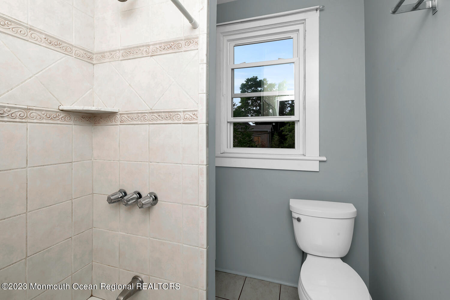 30-32 Chestnut Street Red Bank, NJ 07701 - Photo 32 of 40 30 Chestnut St Red Bank NJ-large-016-013