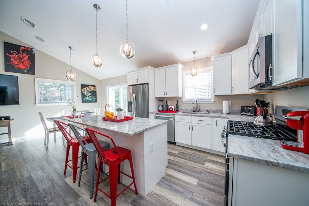 8 Hebert Road Acushnet, MA 02743 - Photo 12 of 37 Gallery Image 12