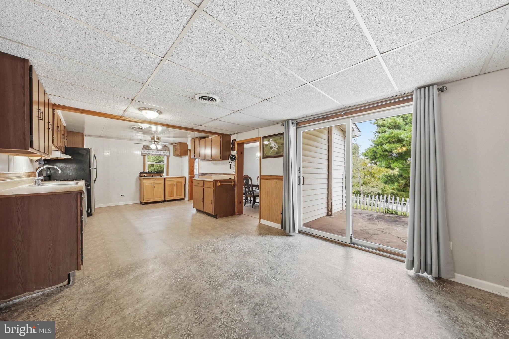 12349 Layman Road Thurmont, MD 21788 - Photo 16 of 50 Kitchen