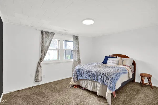 $325,000 | 1609 Greenacres Drive, Kokomo, IN 46901