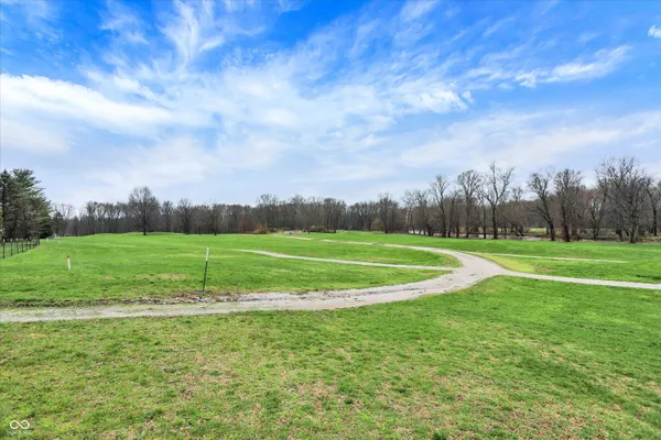 $325,000 | 1609 Greenacres Drive, Kokomo, IN 46901