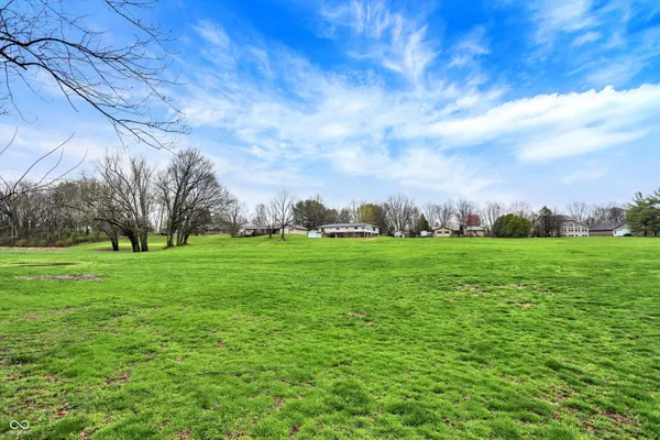 $325,000 | 1609 Greenacres Drive, Kokomo, IN 46901