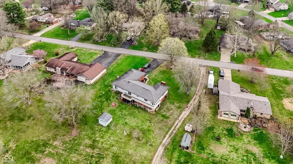 $325,000 | 1609 Greenacres Drive, Kokomo, IN 46901