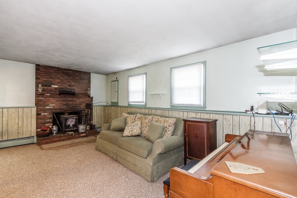 159 Scotland Road Newbury, MA 01951 - Photo 13 of 35 Gallery Image 13