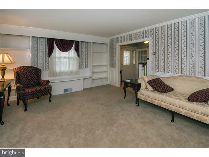 1467 Mauck Road Blue Bell, PA 19422 - Photo 10 of 25 Living Room
