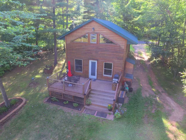 $265,000 | 28250 Kilkare Road, Webster, WI 54893