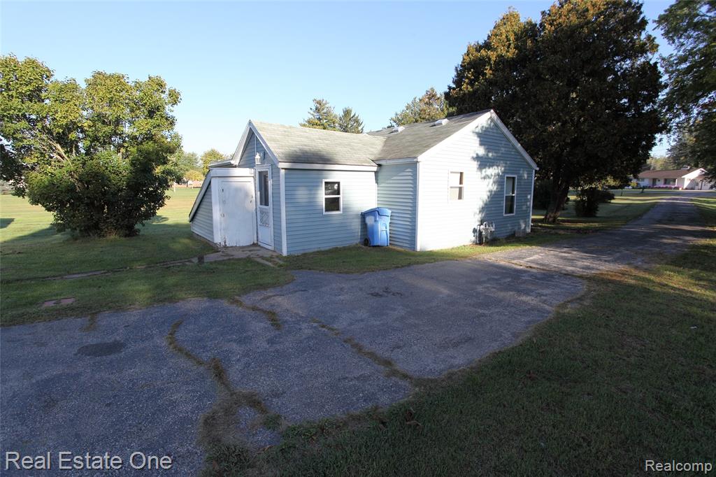 1969 Lasalle Road Monroe, MI 48162 - Photo 30 of 31 Gallery Image 30