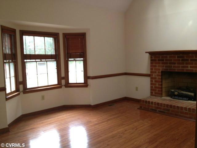 7501 Brightridge Road Chesterfield, VA 23832 - Photo 3 of 20 Den/Family/Great Room