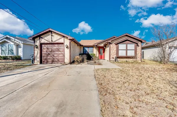 $254,000 | 1429 Spring Willow Drive, Arlington, TX 76018