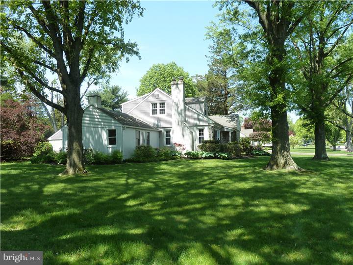 1000 Richmond Road Broomall, PA 19008 - Photo 9 of 25 Exterior Side
