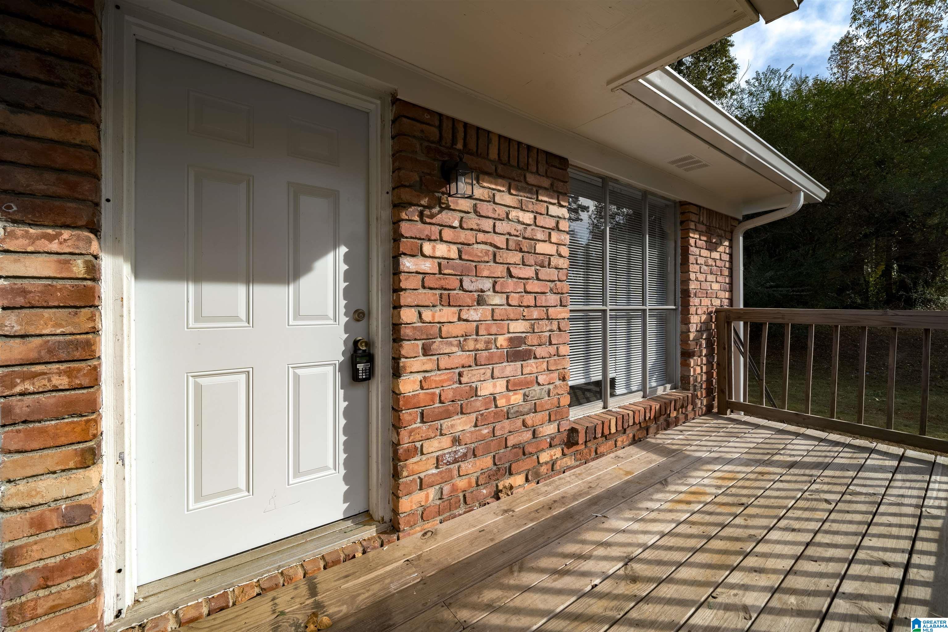 4848 Shadyview Drive Adamsville, AL 35005 - Photo 5 of 33