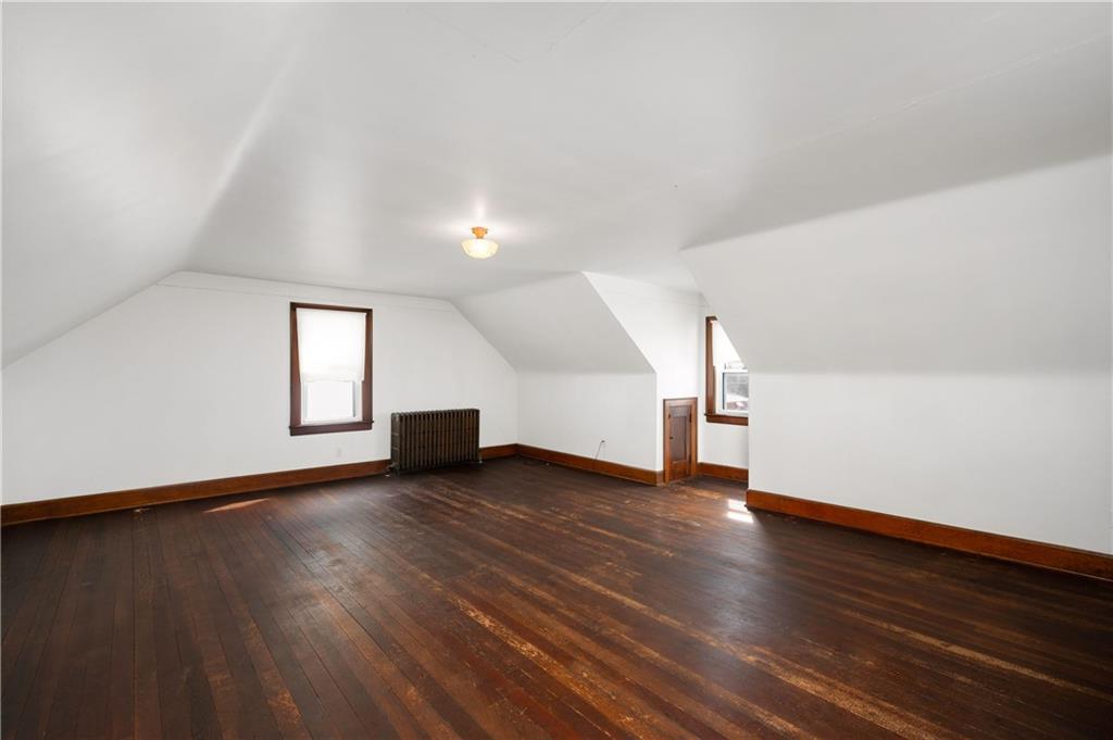 125 Merritt Drive Butler, PA 16001 - Photo 21 of 38 a view of empty room with wooden floor and fan