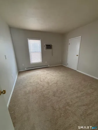 $1,700 | 37 Wakefield Court, Unit 1, New Britain, CT 06053