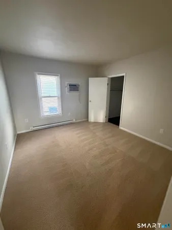 $1,700 | 37 Wakefield Court, Unit 1, New Britain, CT 06053