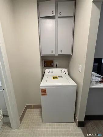 $1,700 | 37 Wakefield Court, Unit 1, New Britain, CT 06053