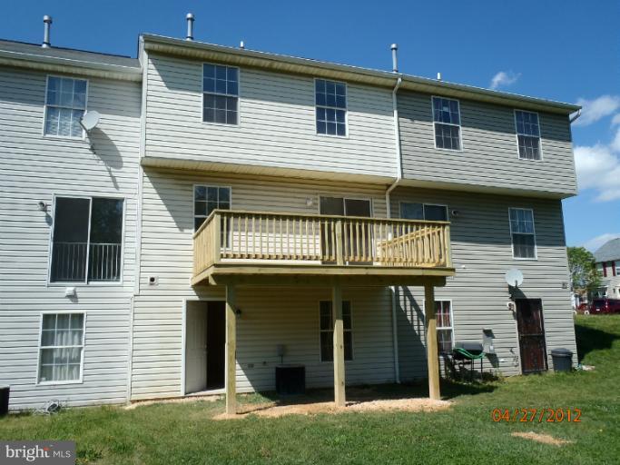 3 Nancy Court Rosedale, MD 21237 - Photo 1 of 20 Exterior (Rear)