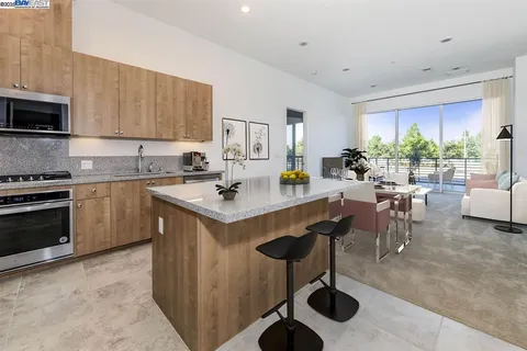 $650,000 | 45128 Warm Springs Boulevard, Unit 105, Fremont, CA 94539